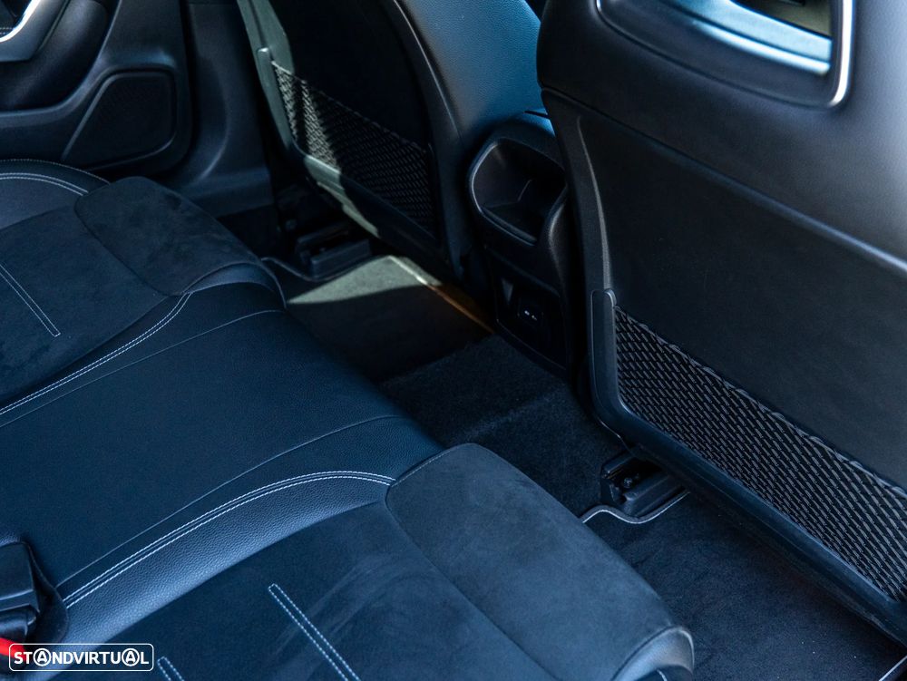 Mercedes-Benz CLA 250 - 20