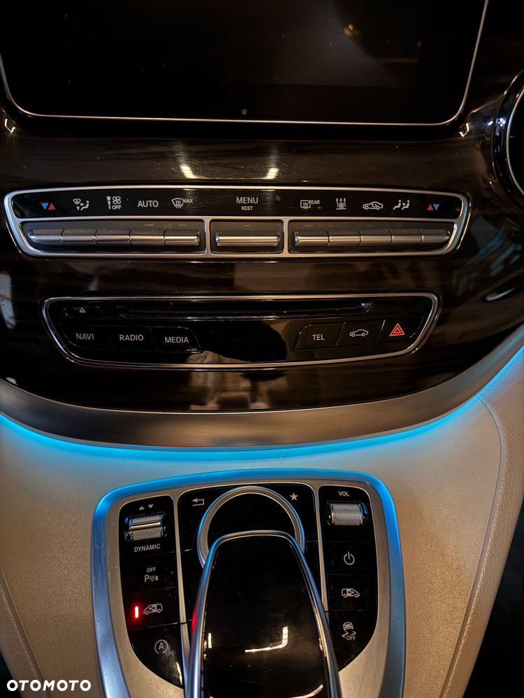 Mercedes-Benz Klasa V 300 d 4-Matic Avantgarde 9G-Tronic (d³ugi) - 8