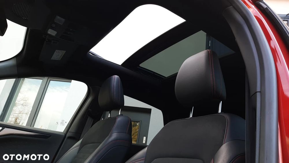 Ford Kuga 2.5P PHEV FWD ST-Line X - 13