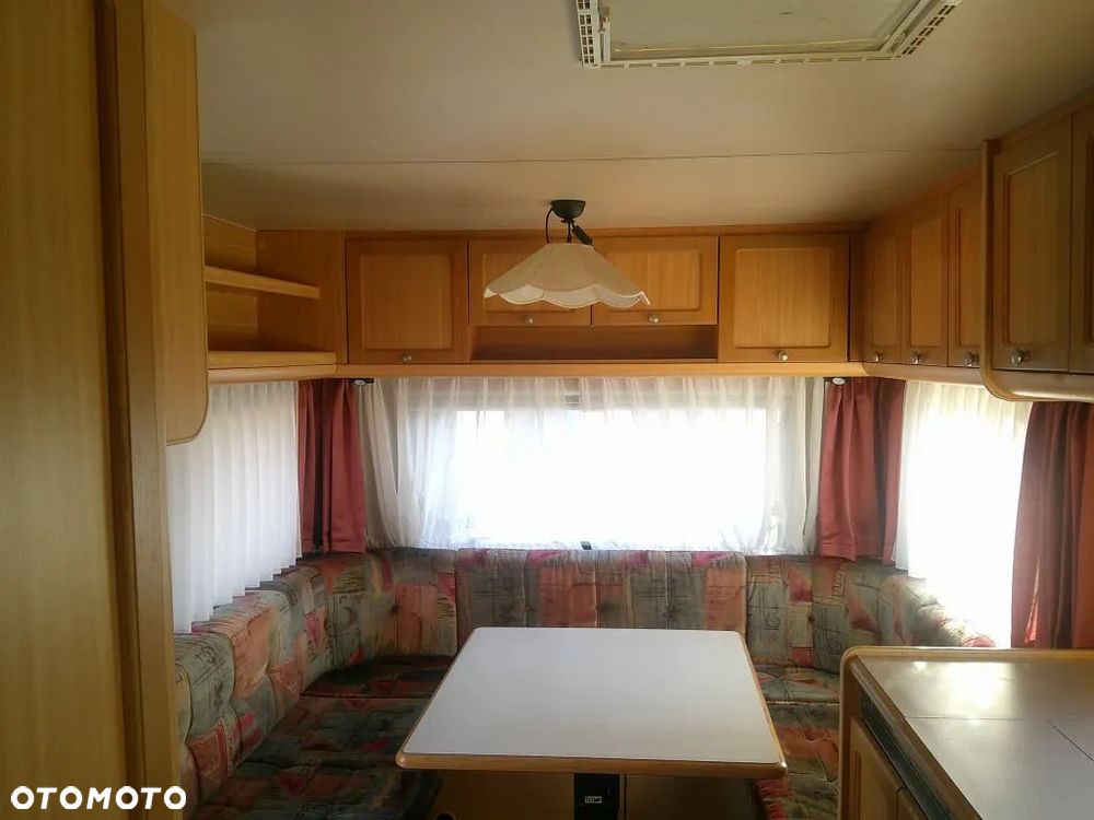 Burstner AMARA 560  -- łóżko piętowe -- - 18