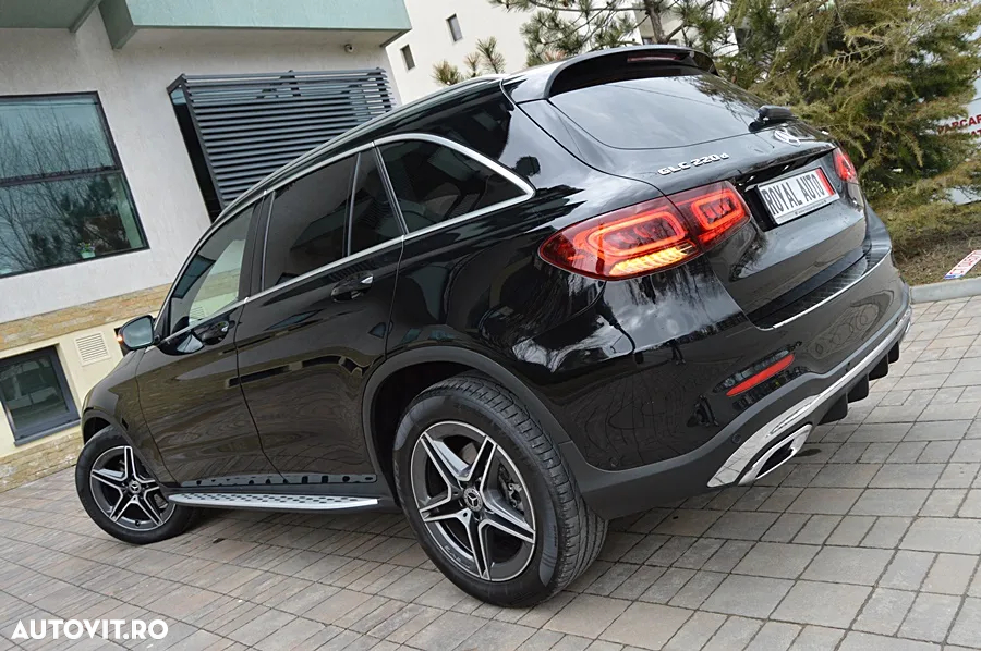 Mercedes-Benz GLC - 7
