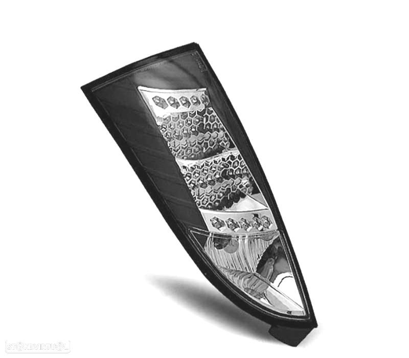 FAROLINS TRASEIROS LED FORD FOCUS 98-04 FUNDO PRETO CROMADO - 3