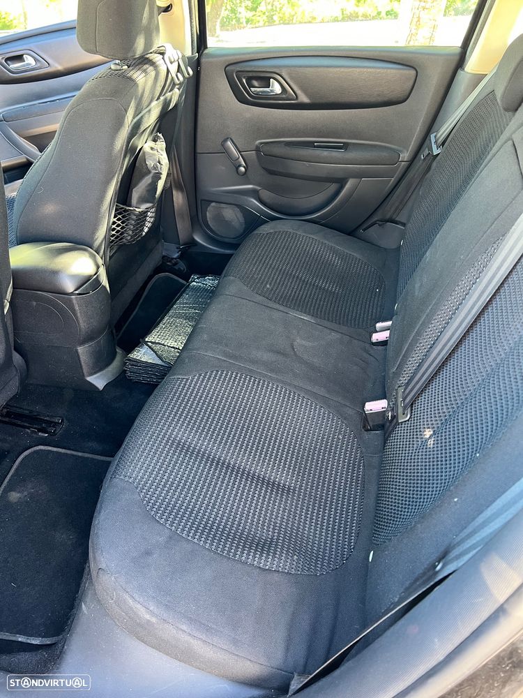 Citroën C4 1.6 HDi SX - 14