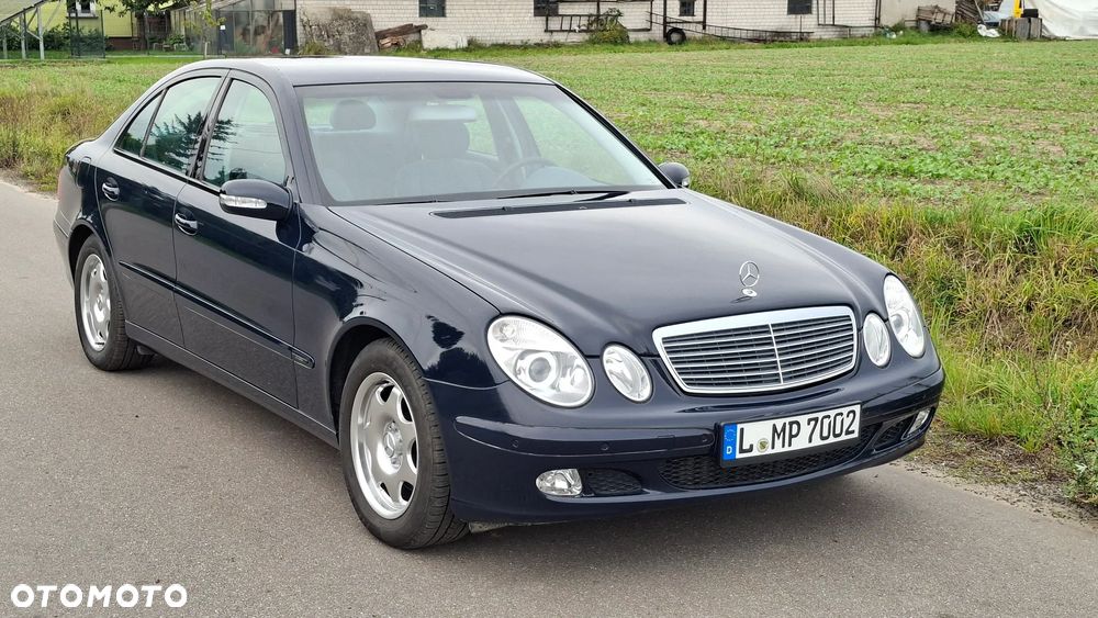 Mercedes-Benz Klasa E 200 Kompressor Automatik Classic - 34