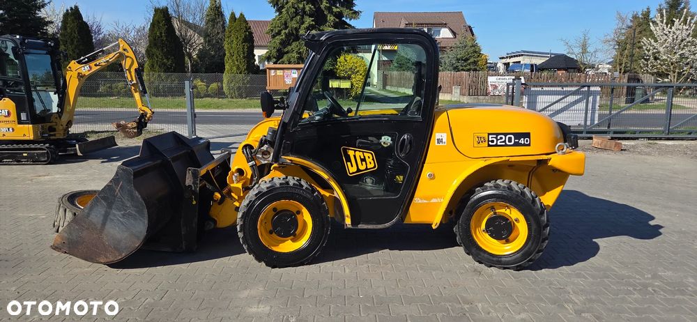 JCB <<JCB 520-40, 2010 rok, łyżka+widły,przedłużki do wideł, zapasowe koło, sprowadzona!>> - 1