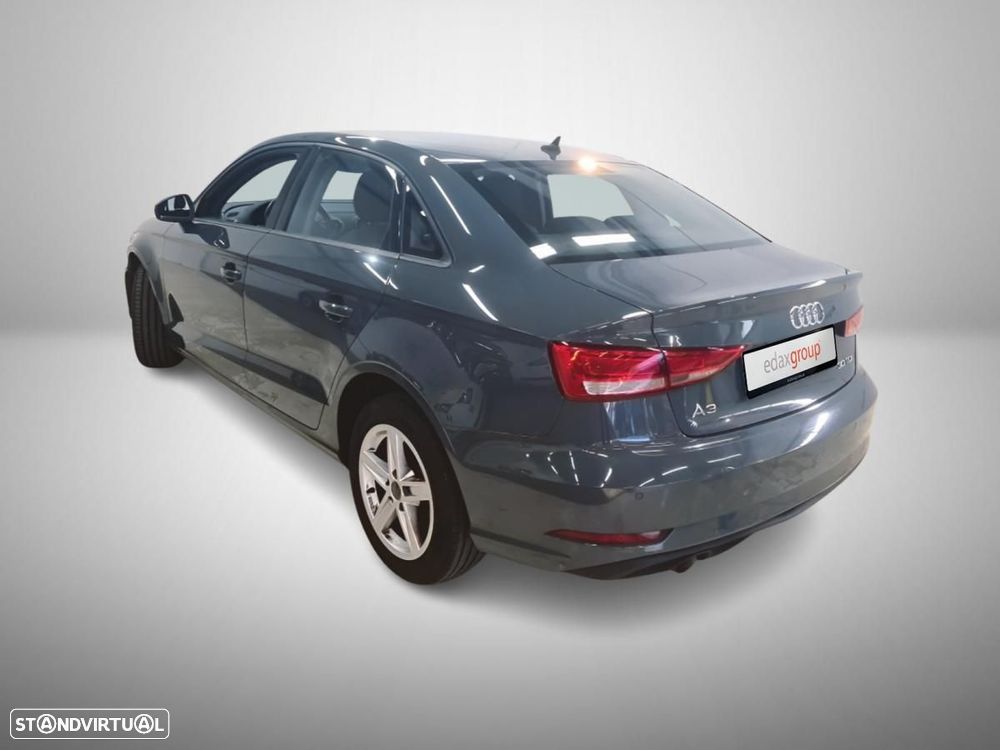 Audi A3 Limousine 30 TDI S tronic - 2