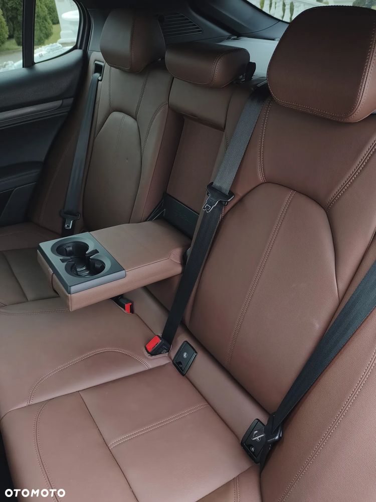 Alfa Romeo Stelvio 2.0 Turbo 16V AT8-Q4 Ti - 34