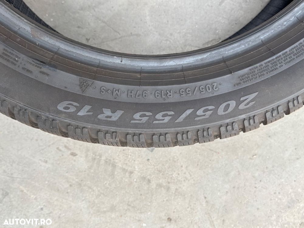 Vând 4 anvelope 205/55/19 Pirelli de iarnă ca noi - 6