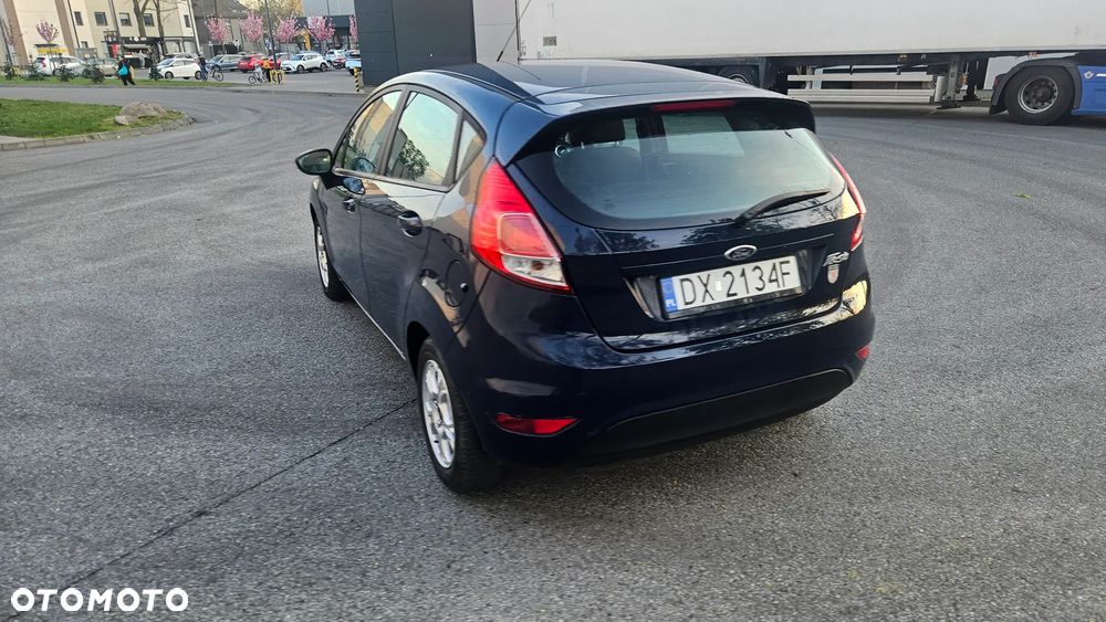 Ford Fiesta - 17