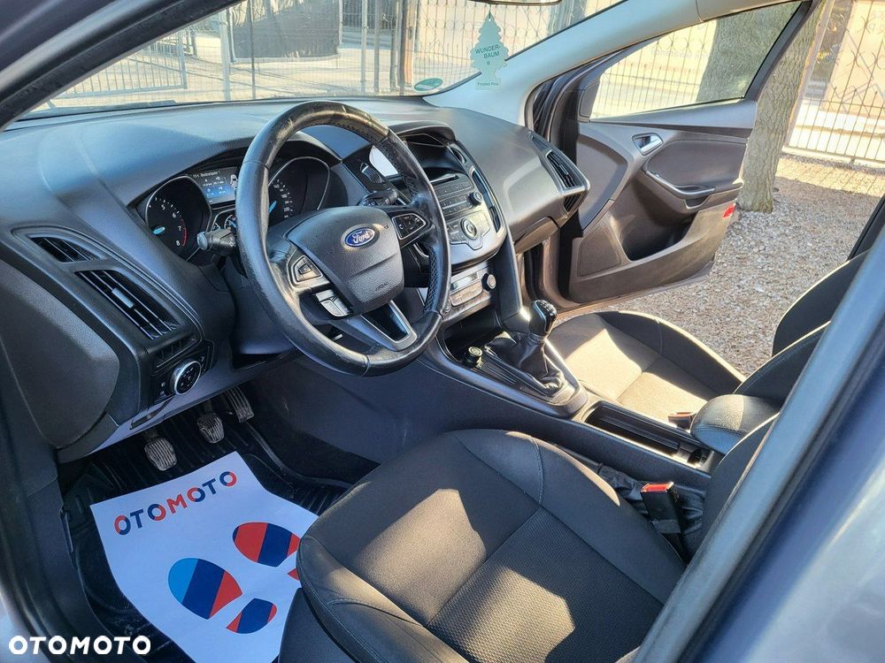 Ford Focus - 14