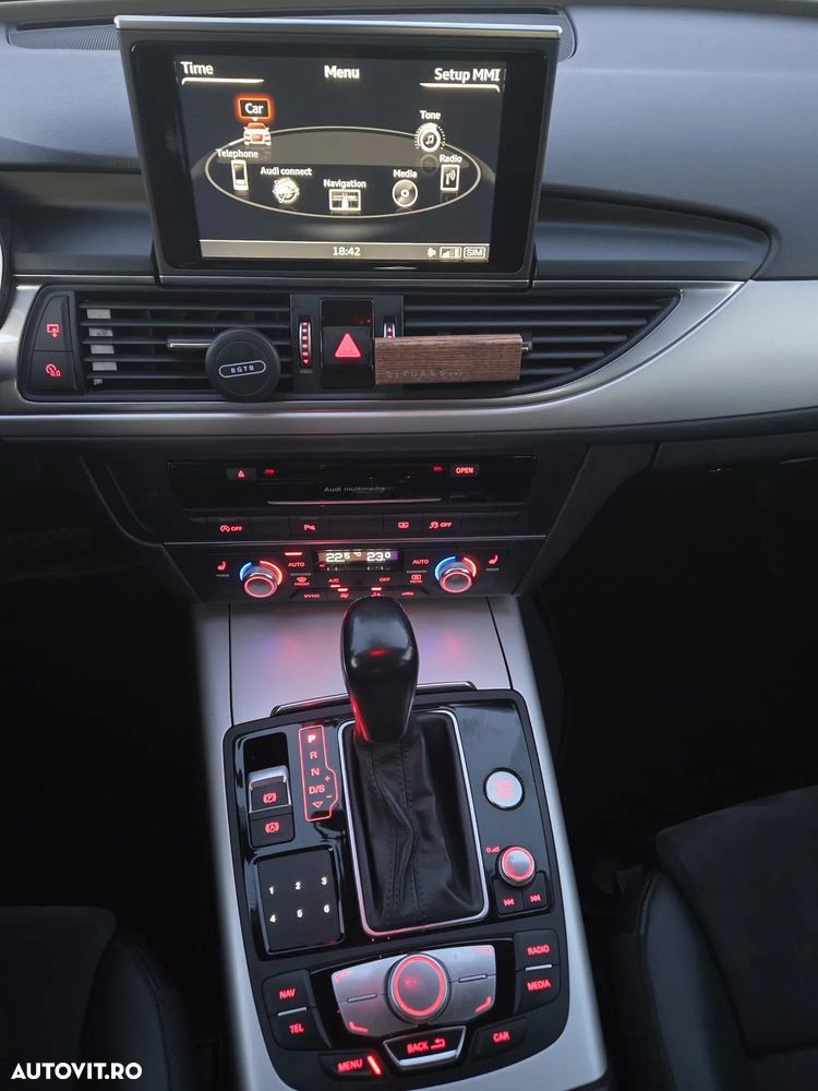Audi A6 Avant 3.0 TDI S tronic - 11