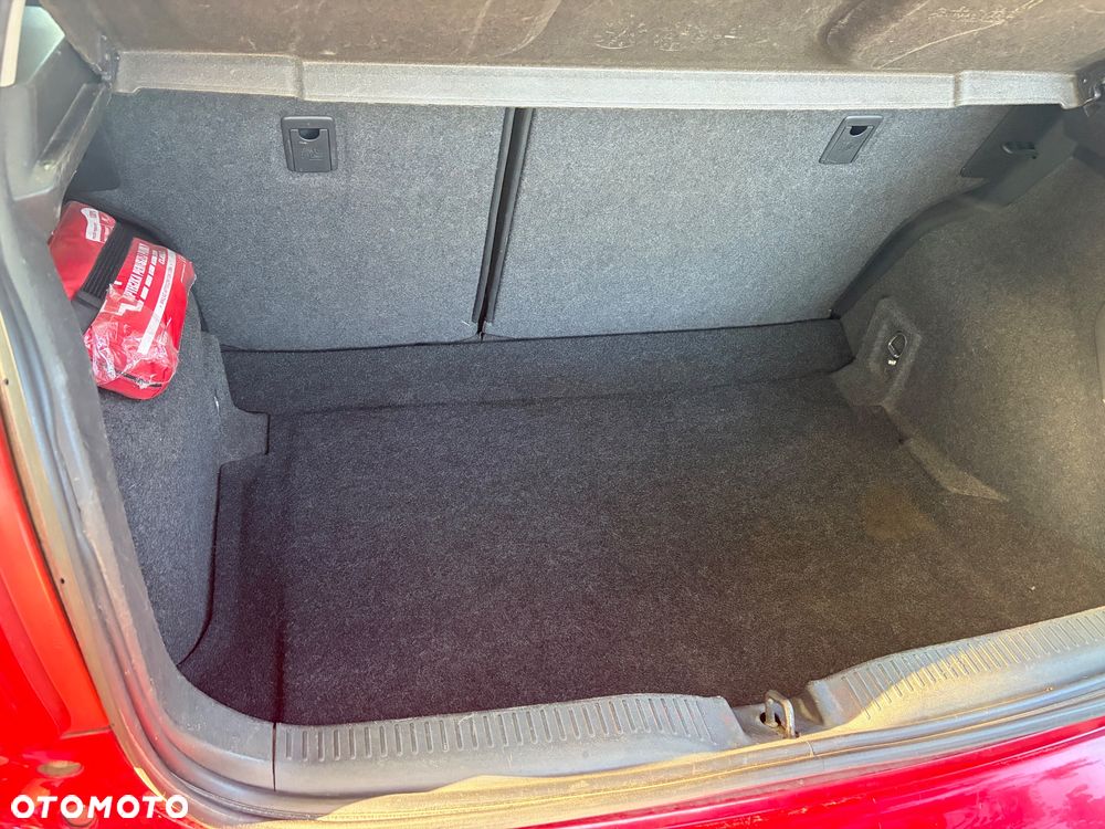 Toyota Auris 1.4 VVT-i Terra - 12