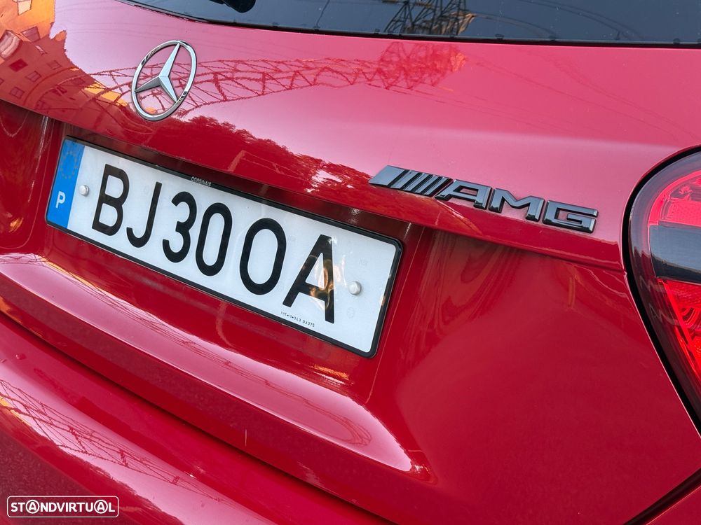 Mercedes-Benz A 200 d AMG Line - 28