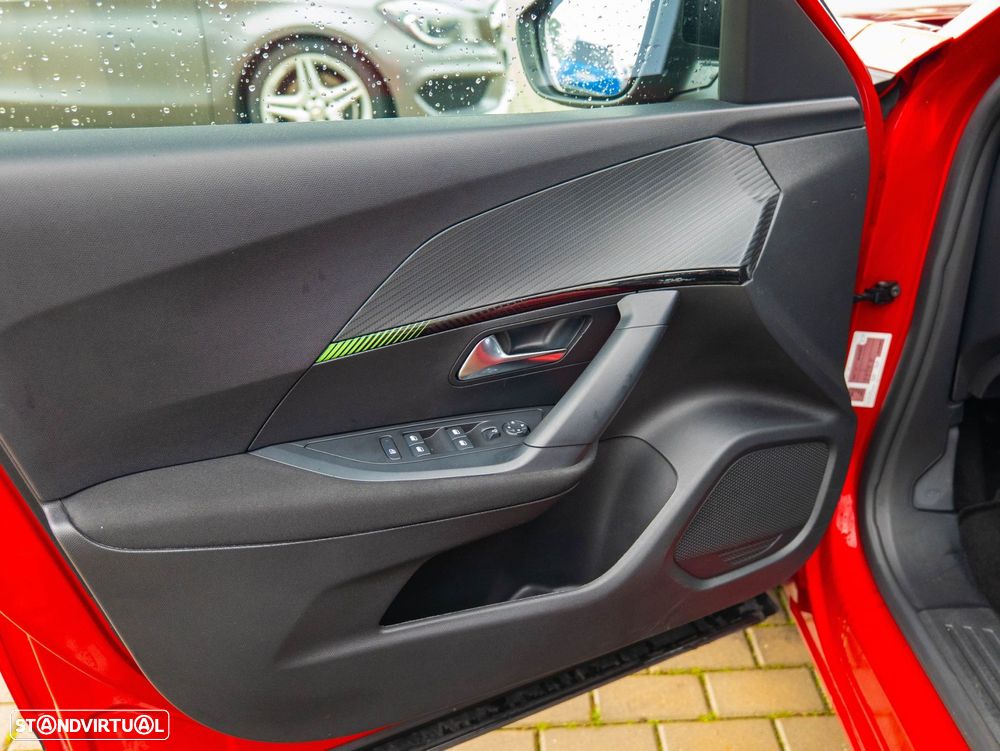 Peugeot 2008 1.2 PureTech Active Pack - 11