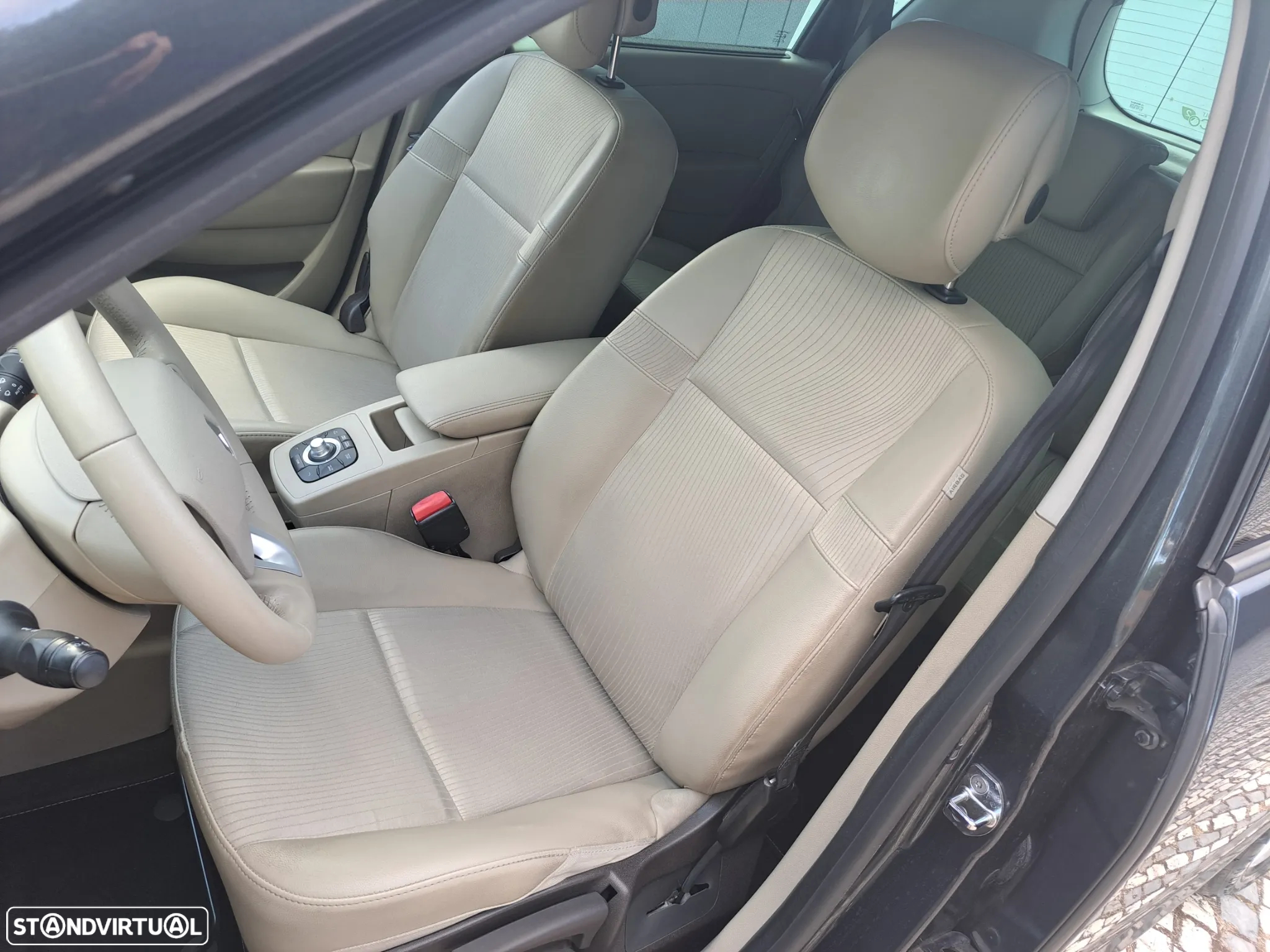 Renault Scénic 1.5 dCi Dynamique S EDC - 21