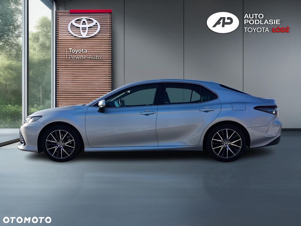 Toyota Camry 2.5 Hybrid Prestige CVT - 10