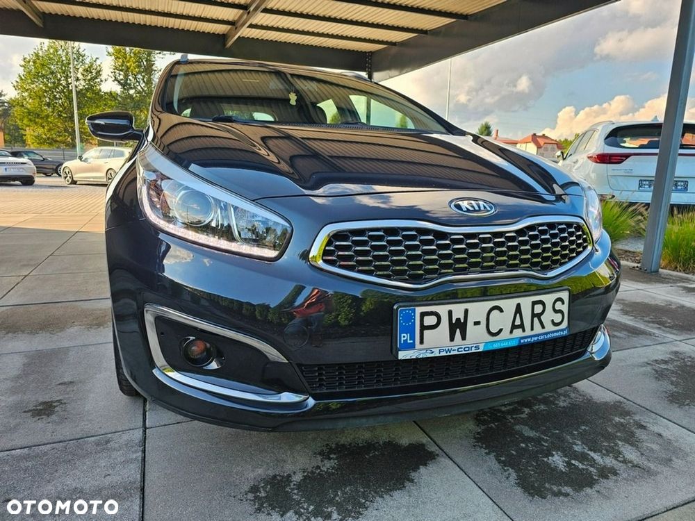 Kia Ceed - 6