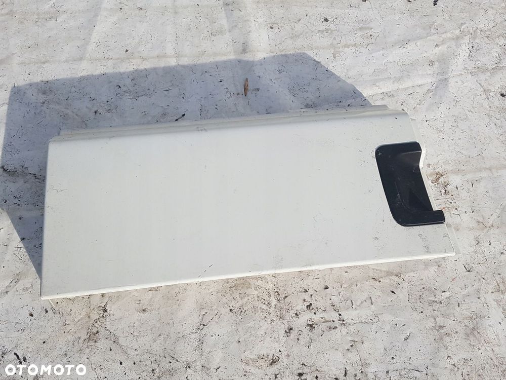 DAF 85 CF Przedłużenie Boku Kabiny Stopnicy PRAWE - 1
