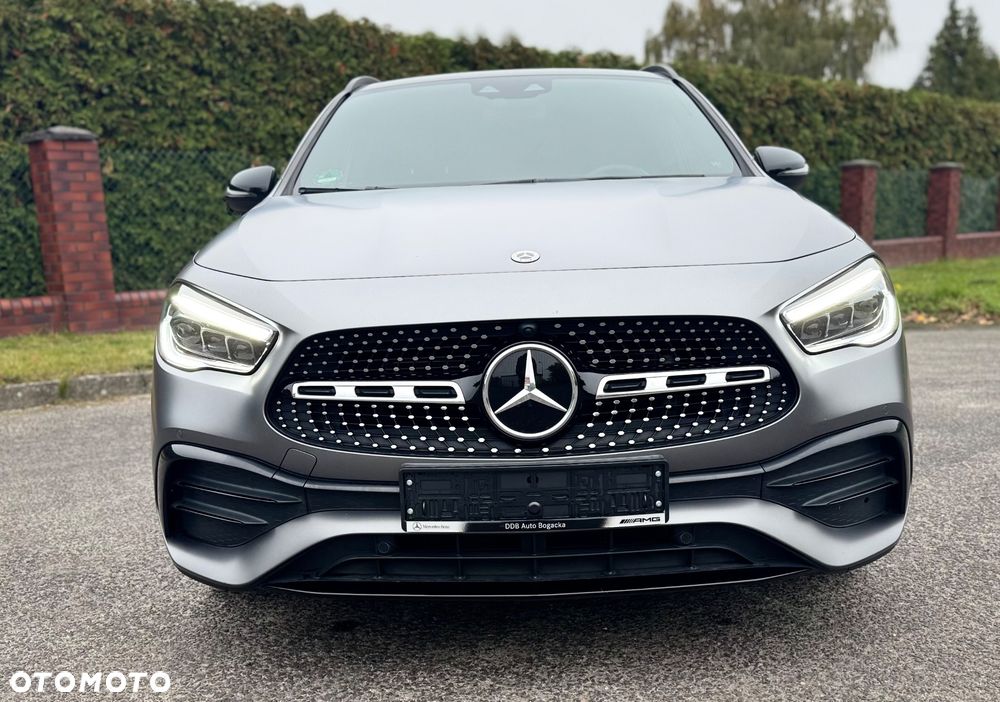 Mercedes-Benz GLA 200 7G-DCT AMG Line Advanced Plus - 2