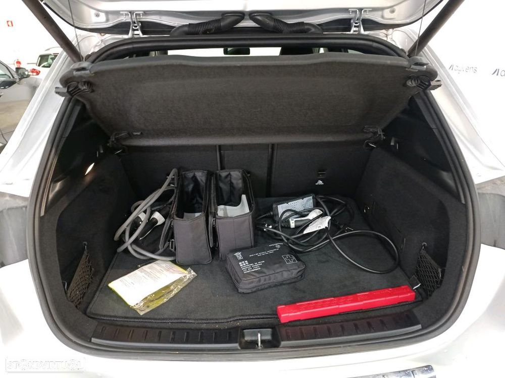 Mercedes-Benz EQA 250 Progressive - 12