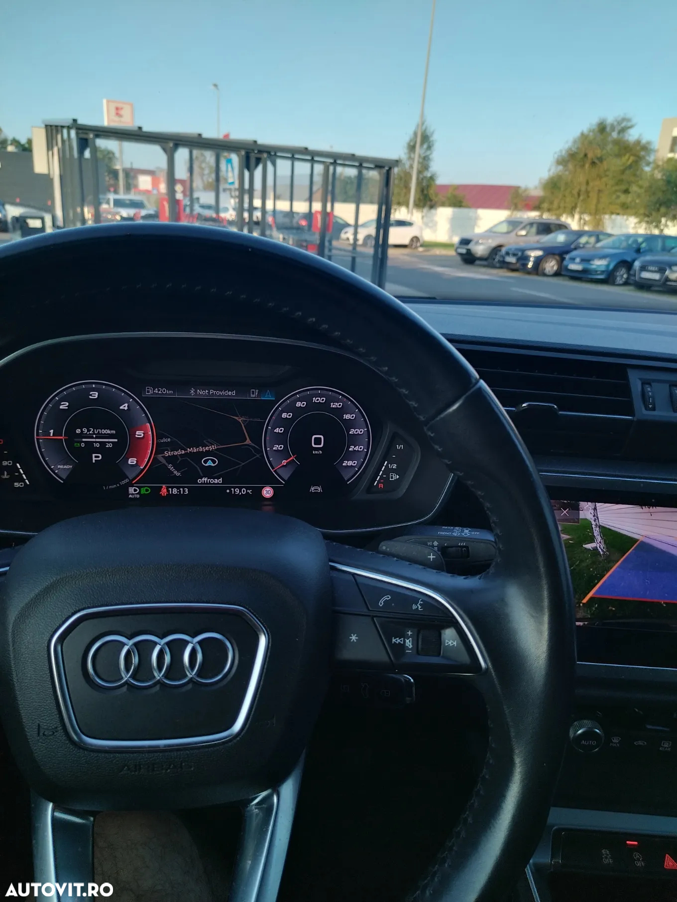 Audi Q3 2.0 35 TDI S tronic Advanced - 3