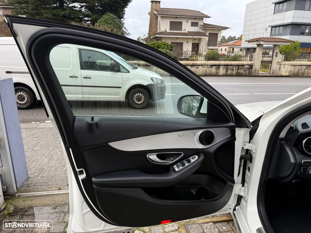 Mercedes-Benz C 220 Station CDI DPF BlueEFFICIENCY Avantgarde Edition - 16