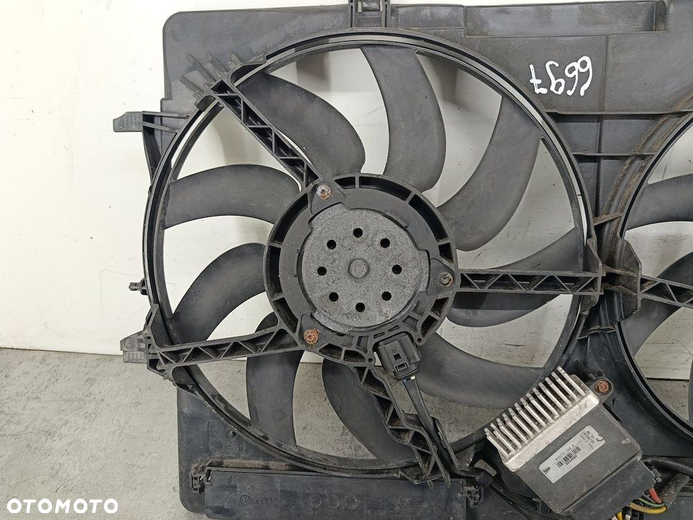 WENTYLATORY CHŁODNICY AUDI A5 8T 8K0121003H 993324D  VALEO 3.0 TDI - 6