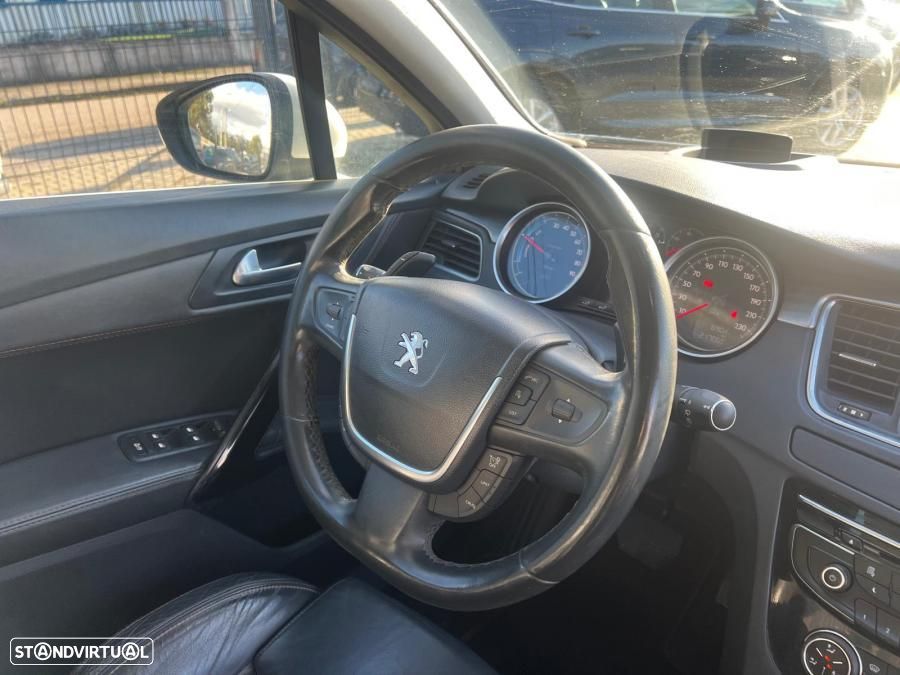 Peugeot 508 RXH 2.0 HDi Hybrid4 2-Tronic - 11