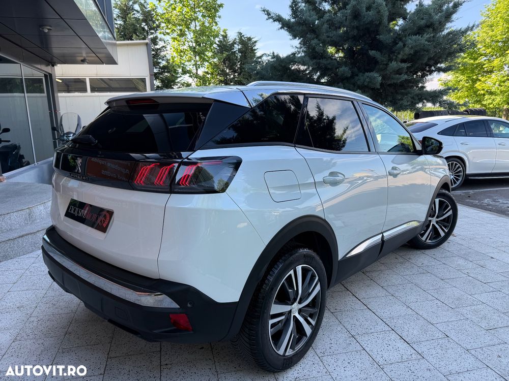 Peugeot 3008 PureTech 130 Stop & Start GPF EAT8 Allure - 5