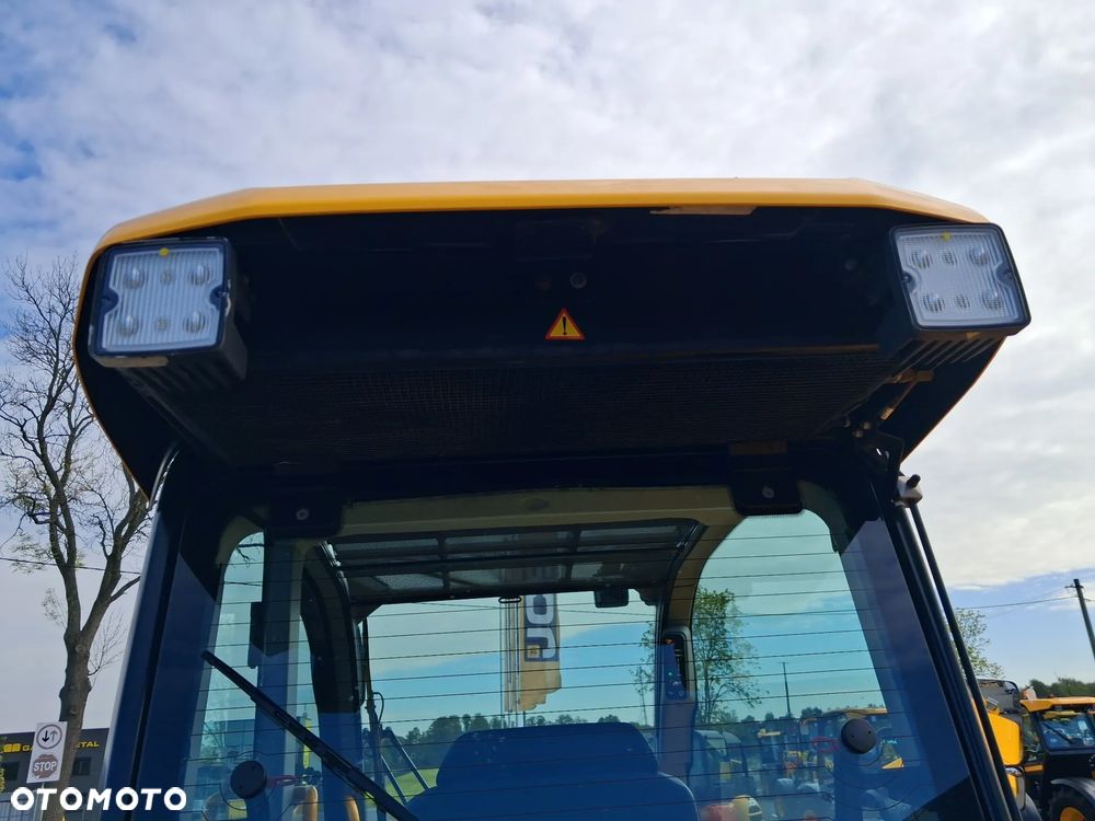 JCB 542 - 70 AGRI SUPER - 19