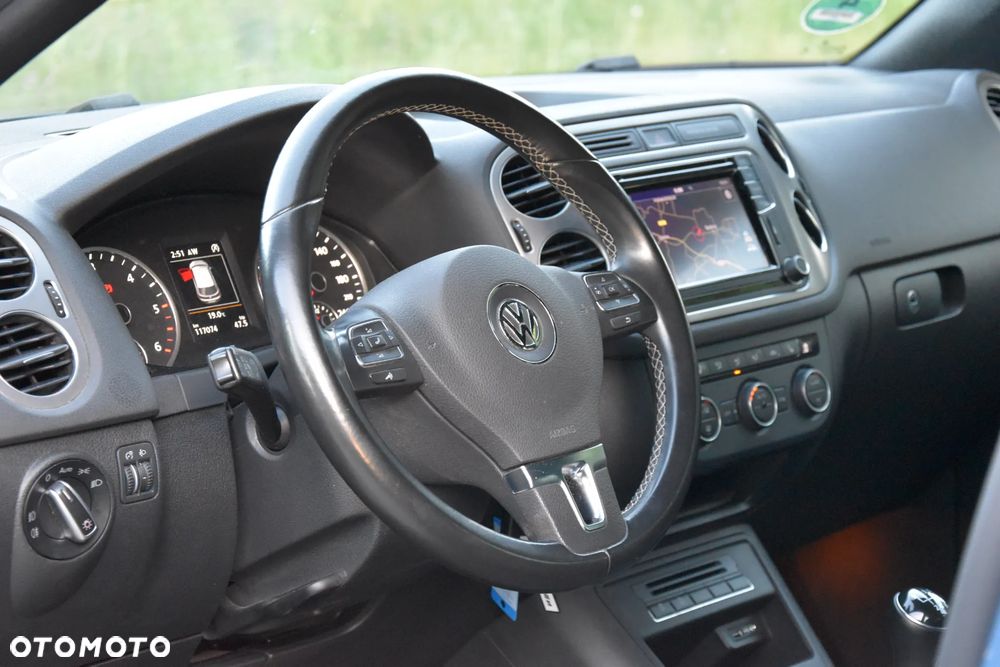 Volkswagen Tiguan 2.0 TDI SCR BlueMotion Technology Lounge Sport & Style - 19