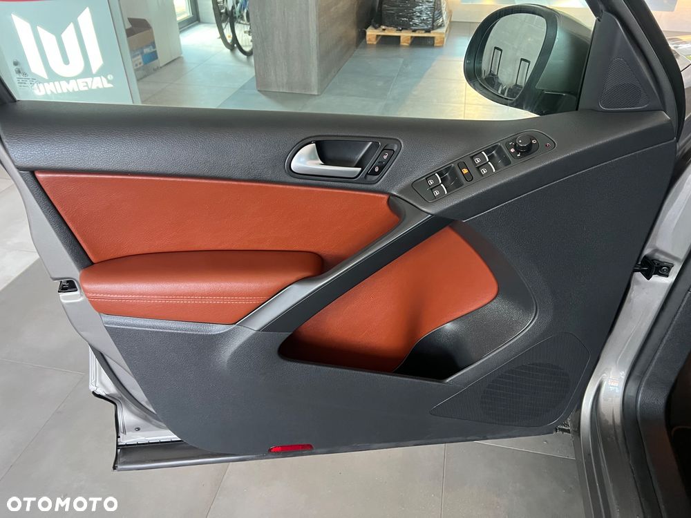 Volkswagen Tiguan 2.0 TDI DPF 4Motion BlueMotion Technology DSG Cup Track & Style - 17