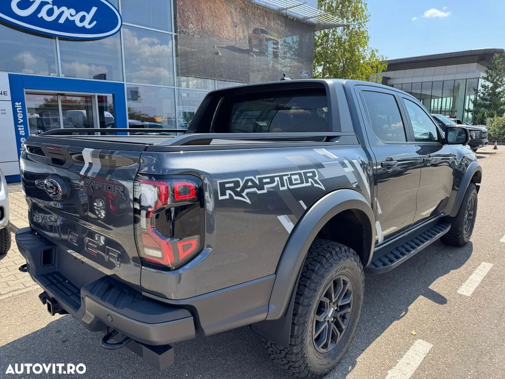 Ford Raptor - 8