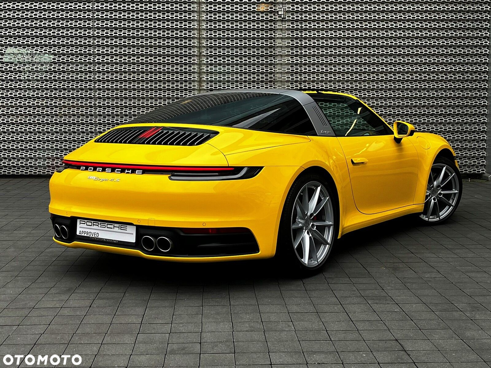 Porsche 911 Targa 4S - 5