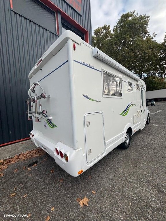 Autostar Auros 99 XL  Cama Central - 2