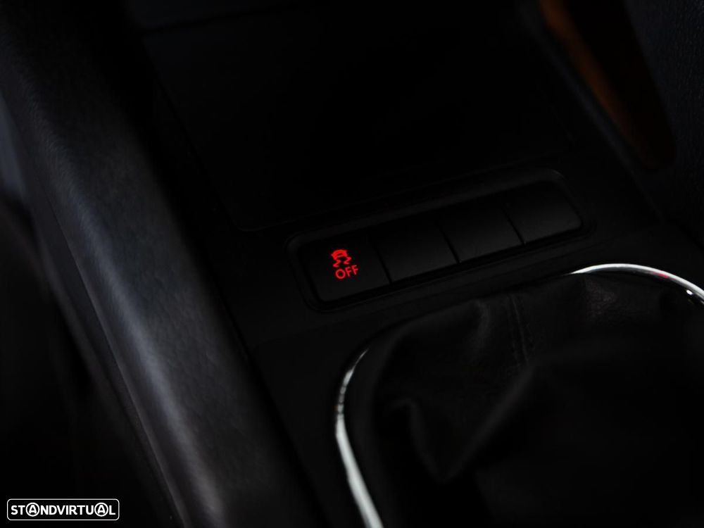 VW Jetta - 16