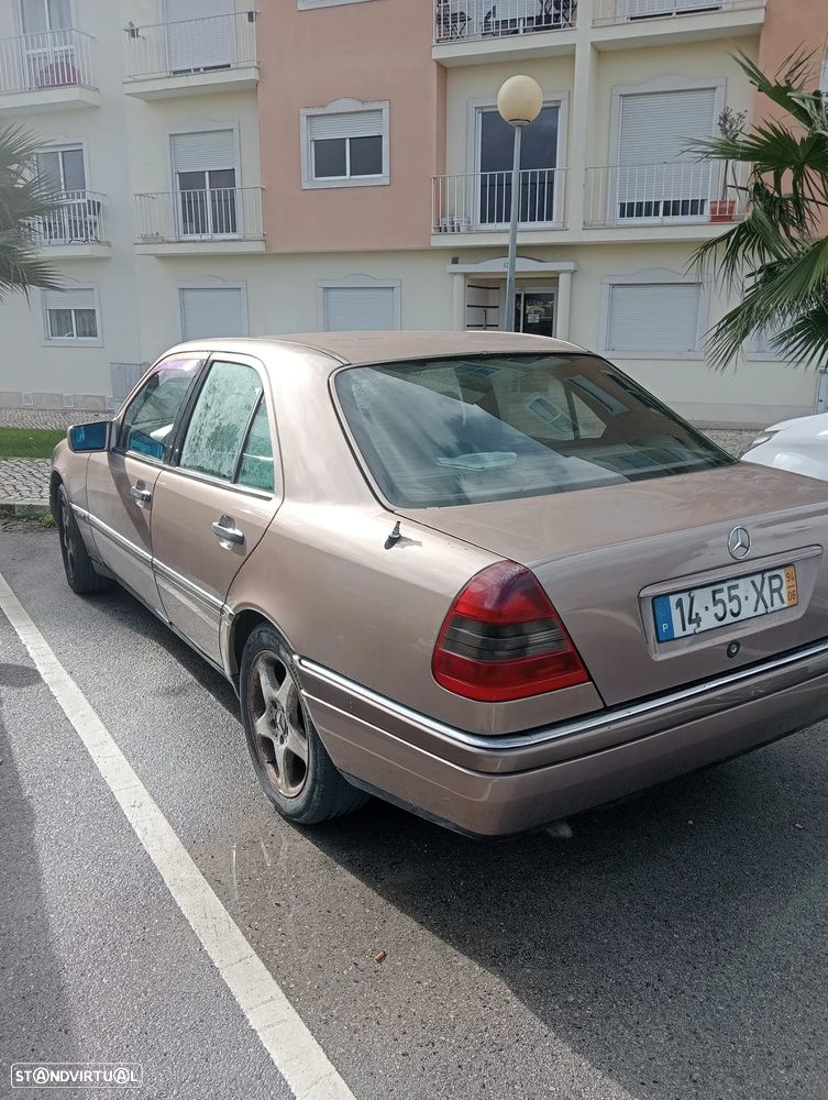 Mercedes-Benz C 200 D Elegance - 5