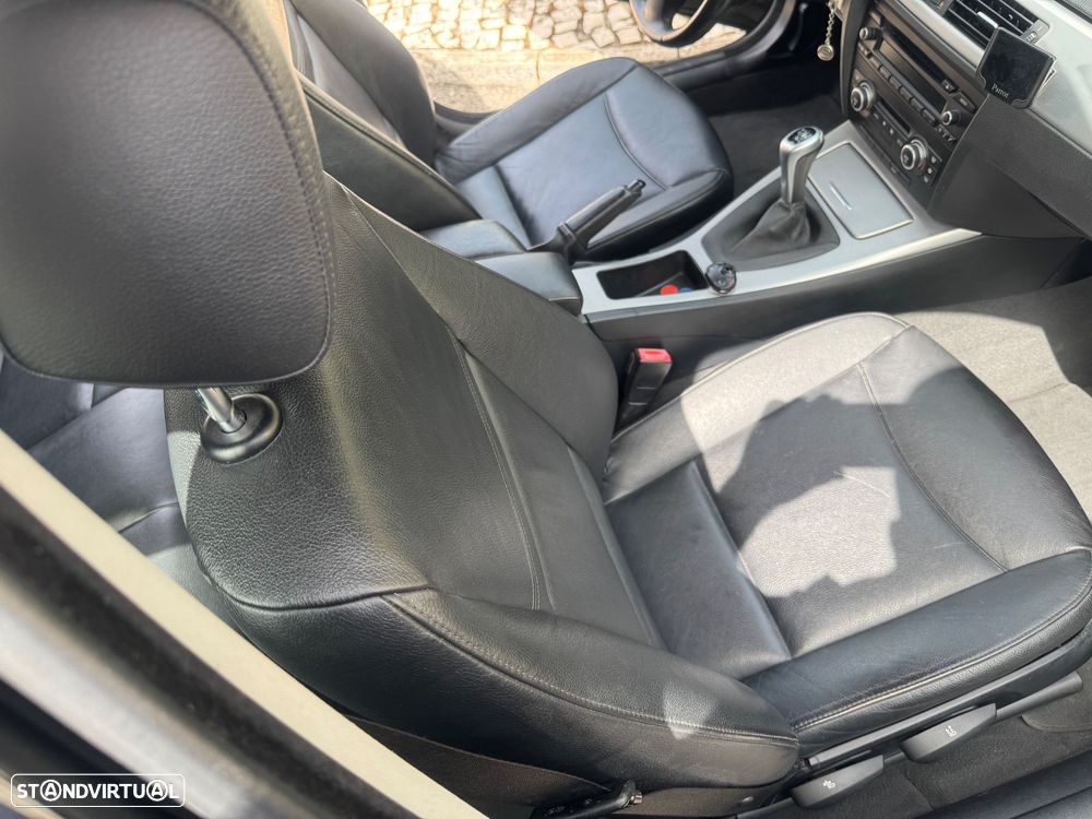 BMW 320 - 16
