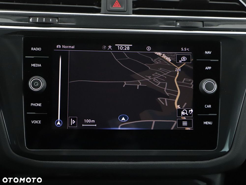 Volkswagen Tiguan - 18