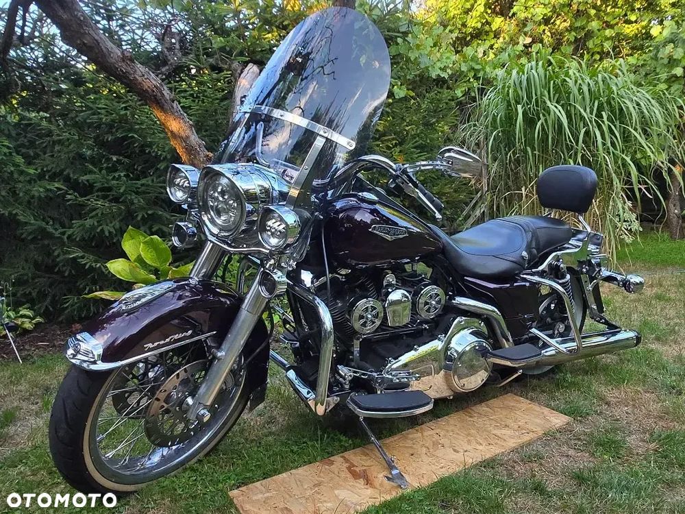 Harley-Davidson Touring Road King - 2