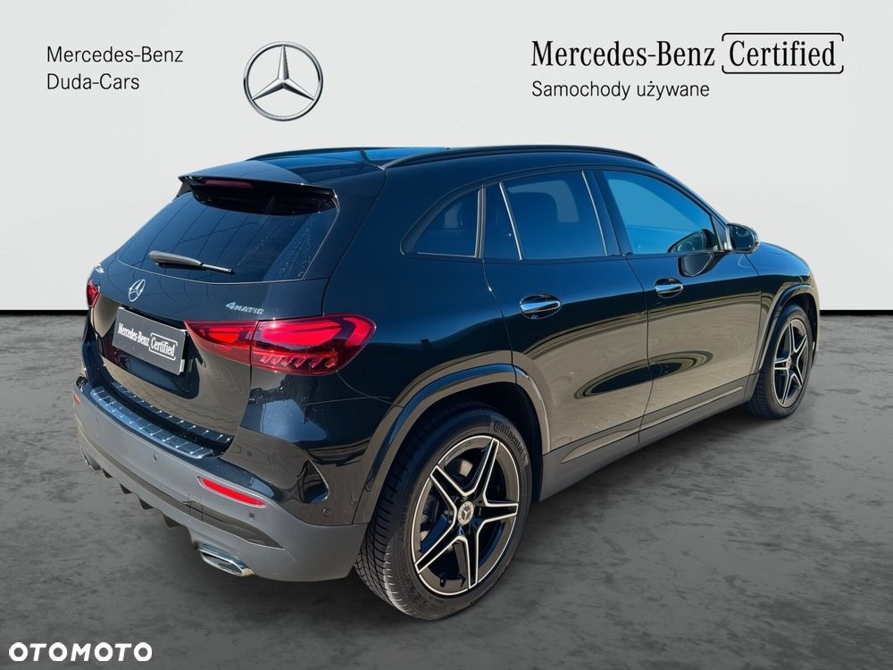 Mercedes-Benz GLA - 7