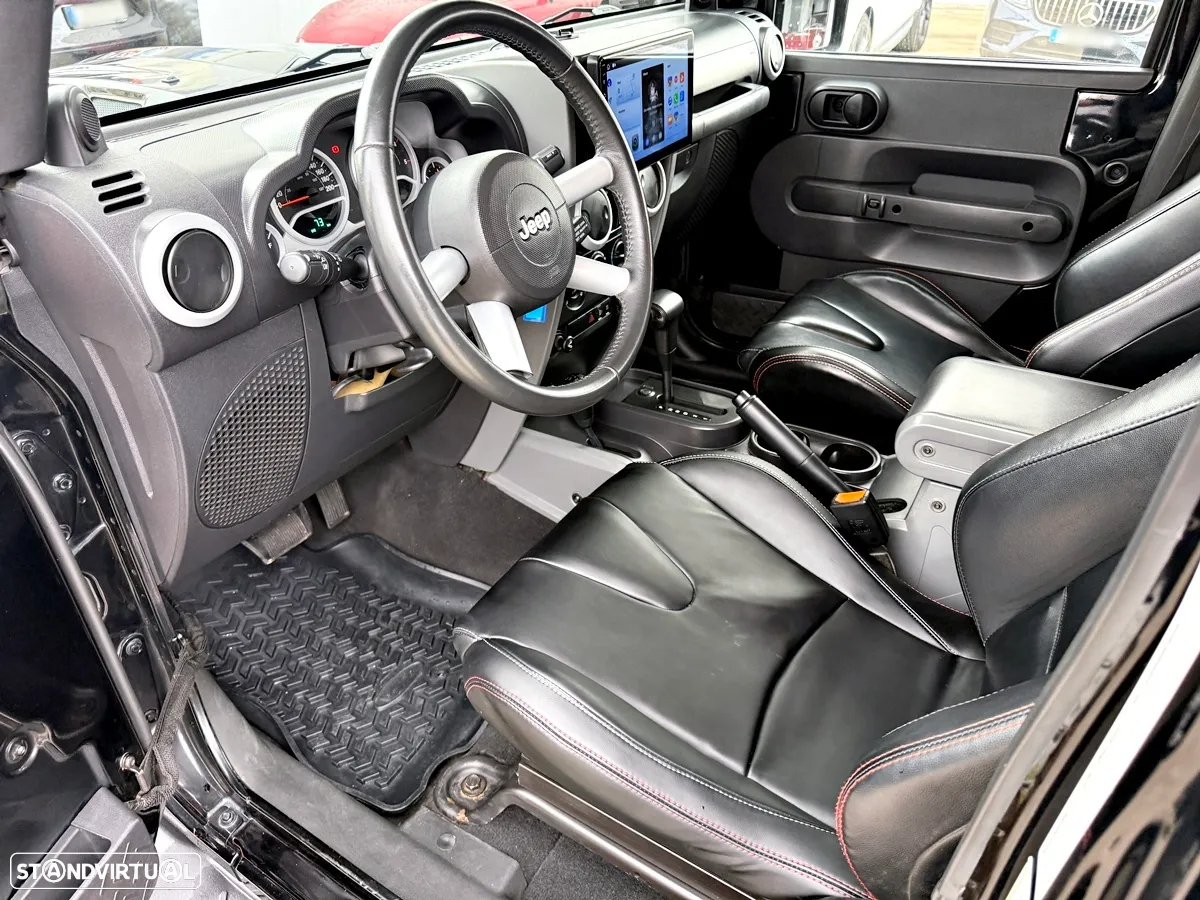 Jeep Wrangler 2.8 CRD ATX Sport - 17