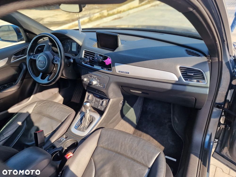 Audi Q3 - 10