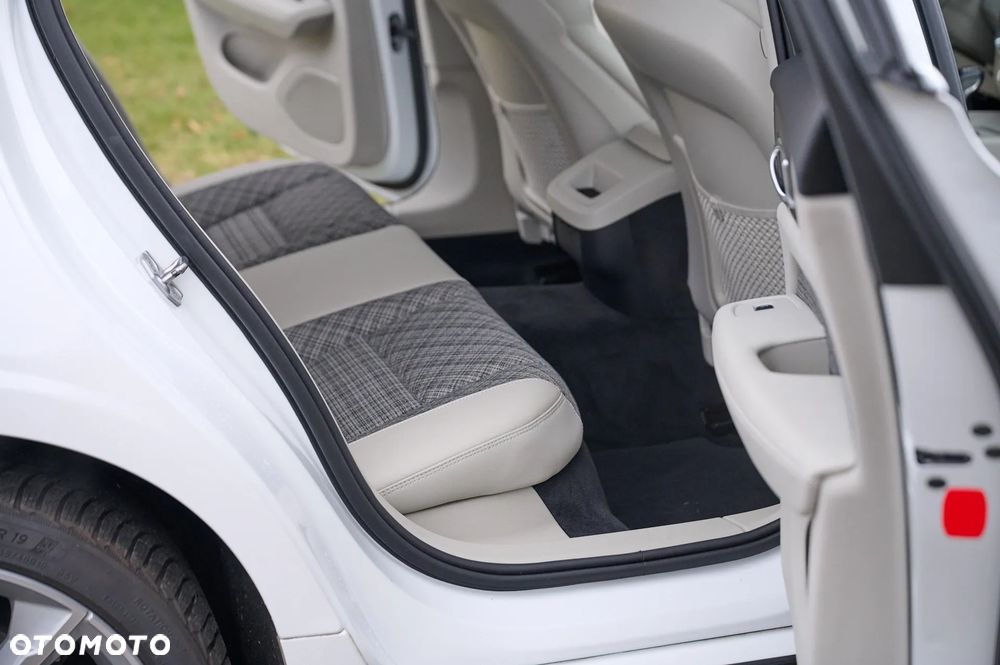 Volvo V60 - 28