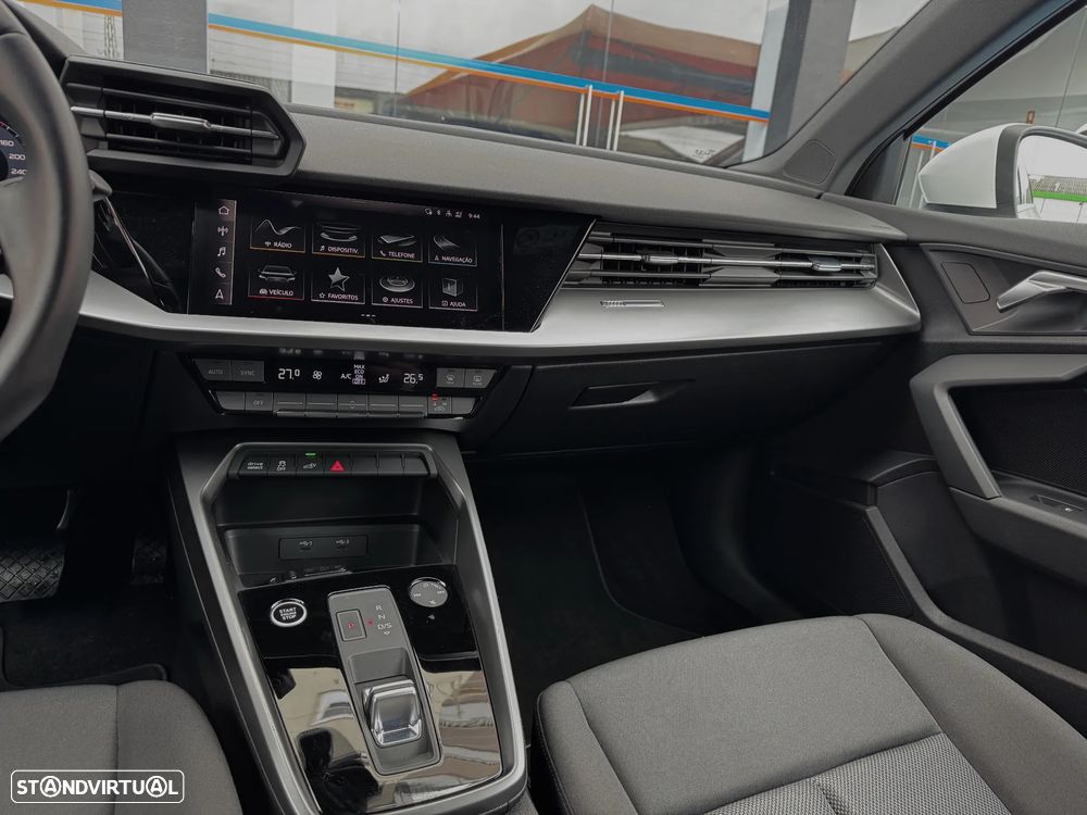 Audi A3 Sportback - 8