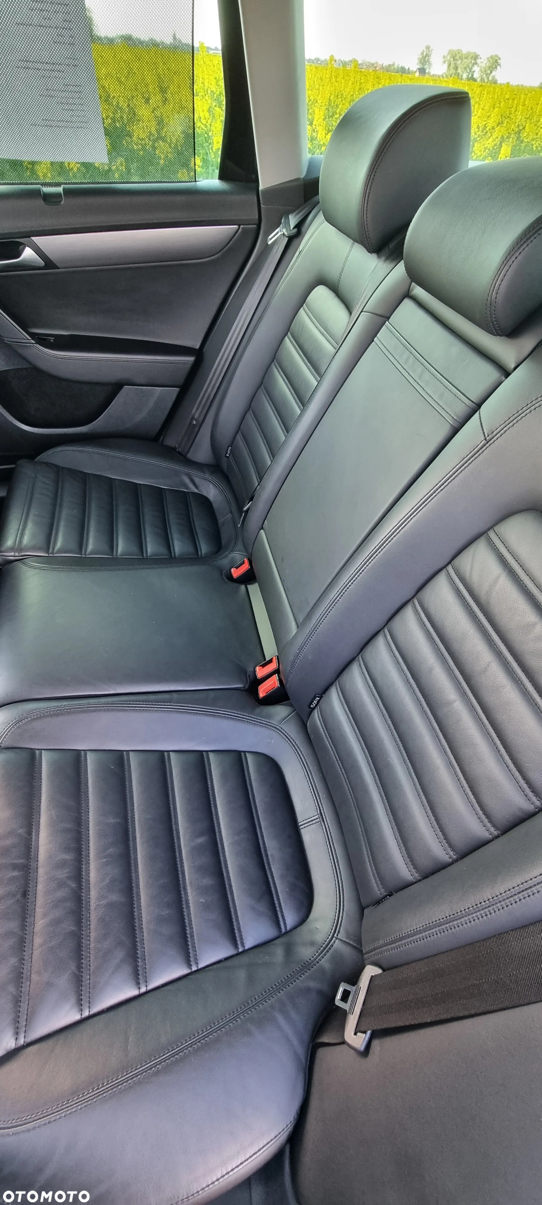 Volkswagen Passat 2.0 TDI Comfortline - 11