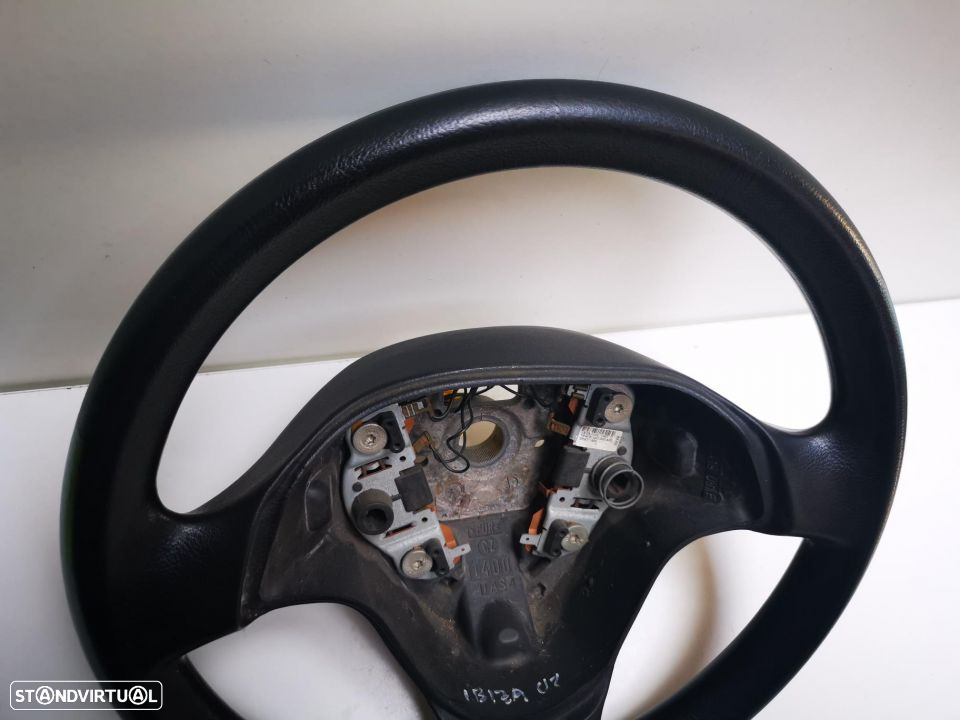 SEAT IBIZA 6L VOLANTE - V006 - 2