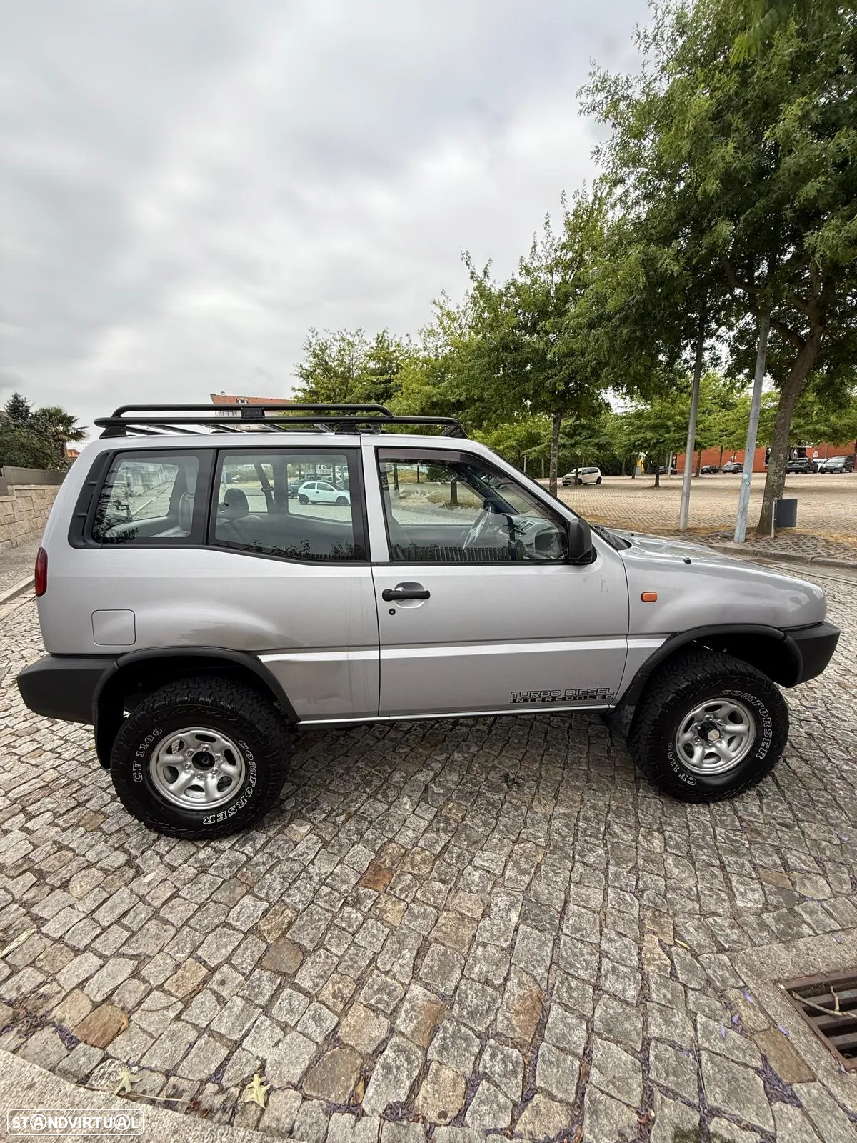 Nissan Terrano II 2.7 SGX - 15