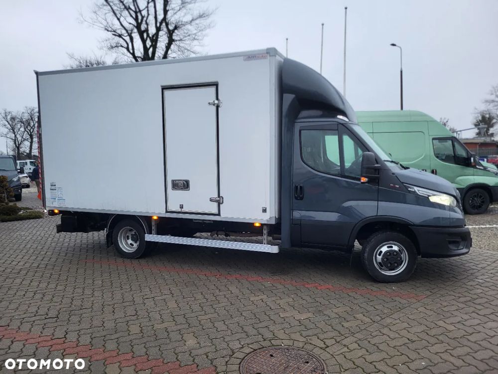Iveco 35C18HZ KONTENER Z WINDĄ 1000 kg - 4