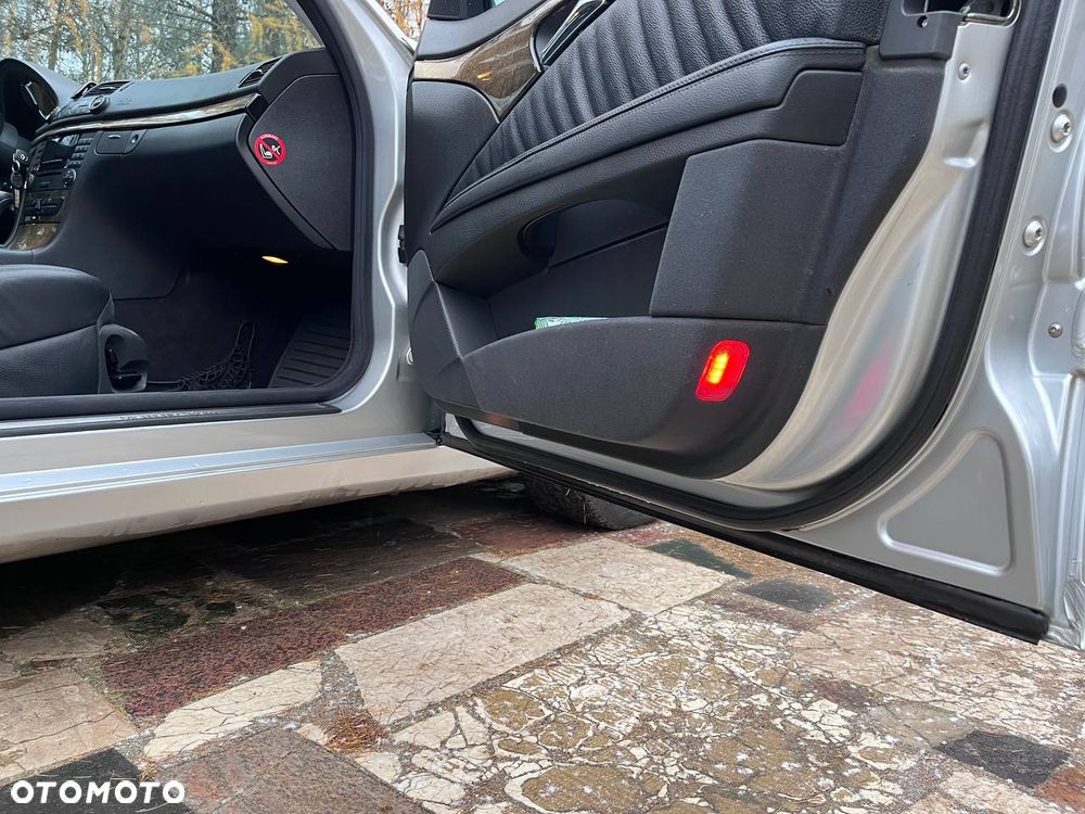 Mercedes-Benz Klasa E - 12